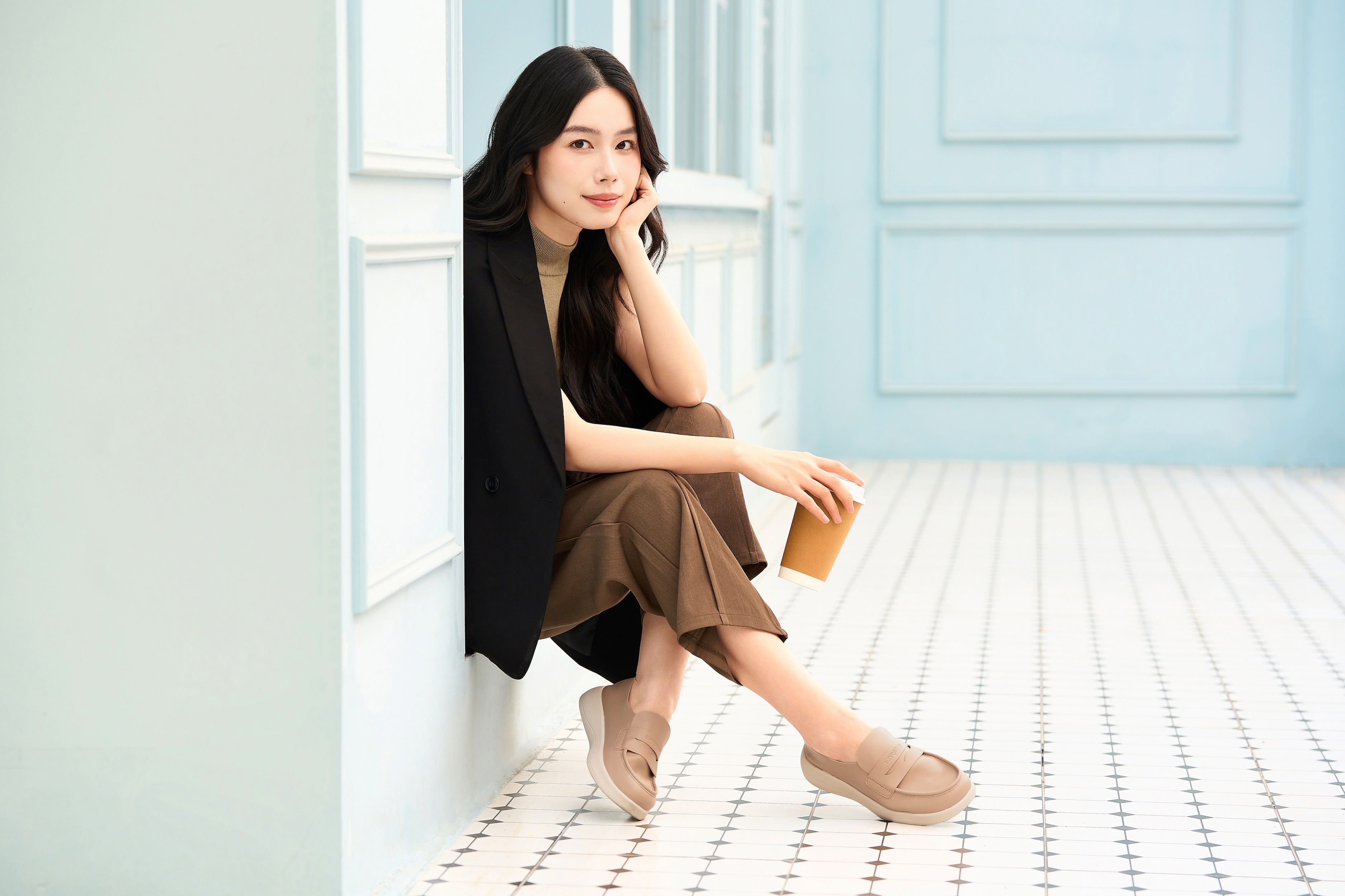 How to Nail the Clean Girl Aesthetic Without Killing Your Feet